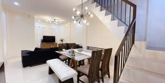 Townhouse for sale in Village East, Cainta