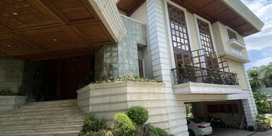 House and lot for sale in Loyola Grand Villas